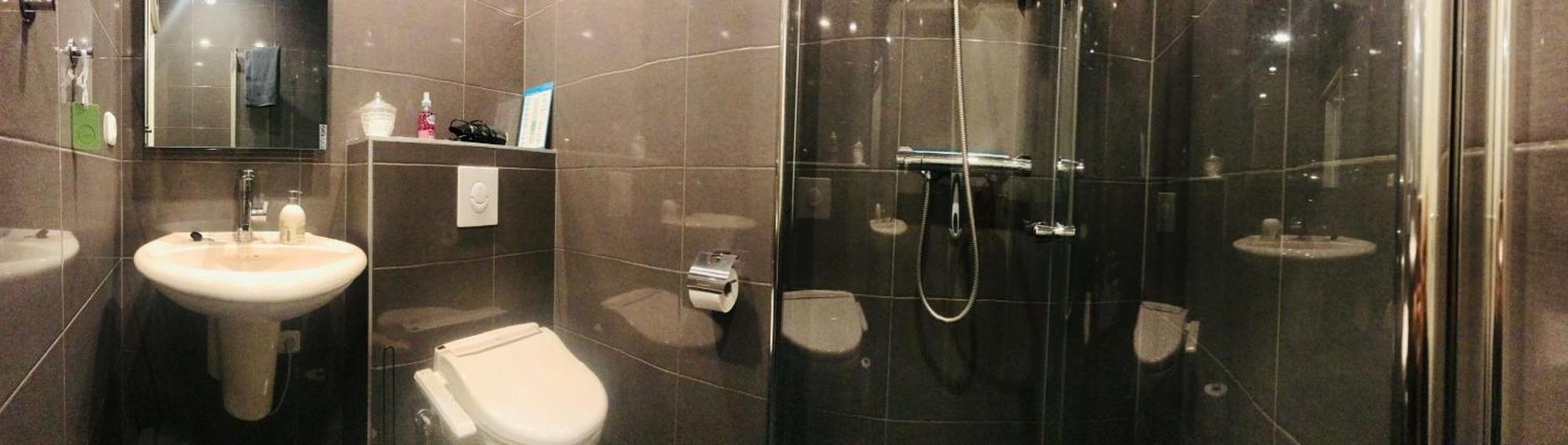 Gastenverblijf Villa Buitenplaats Wergea Contactloos Inchecken Naarderburen Esterno foto